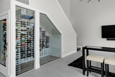 This stunning contemporary was completely TRANSFORMED in 2019 - photo 9