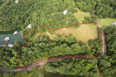 4+ unrestricted acres on gorgeous Smith  Lake featuring 228ft of - photo 3