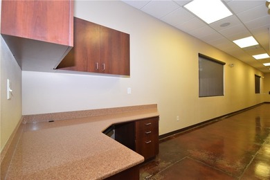 Vendor Office, Medical Office, Dental Office! Location-Location - photo 33