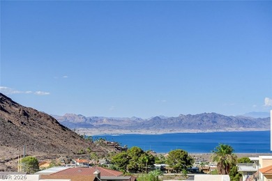 Custom Lake View Home on a Cul-de-Sac - No HOA. Beautiful custom - photo 45