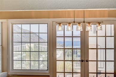 Custom Lake View Home on a Cul-de-Sac - No HOA. Beautiful custom - photo 46