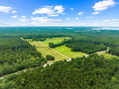 Experience the ultimate in privacy and tranquility with this - photo 4