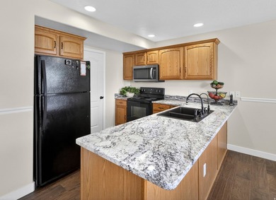 This home is so light and bright! Welcome to 802 Sugar Maple Ct - photo 6