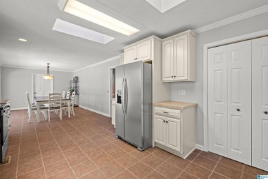 LAKEFRONT LIVING on Logan Martin Lake! Freshly painted in 2026 - photo 7
