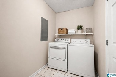 LAKEFRONT LIVING on Logan Martin Lake! Freshly painted in 2026 - photo 9