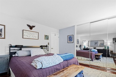 From the moment you arrive at The Woodlands at Islip, you'll - photo 12