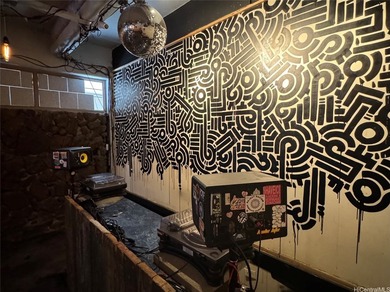 Prime opportunity to acquire a restaurant/lounge space in the