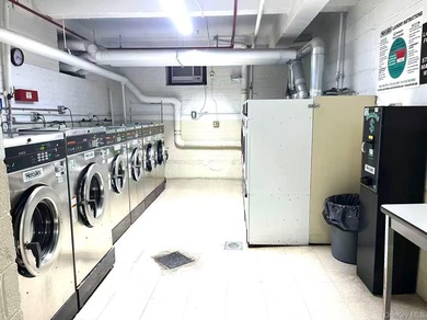 Spacious One-Bedroom Co-op in Prime Location. Welcome to this