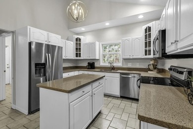 Discover space, comfort, and exceptional value in this - photo 18