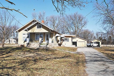 Elk City Lake Home For Sale in Independence Kansas