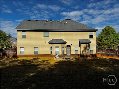 Discover Elegance & Space at 1938 Orchard Drive Welcome to this - photo 6
