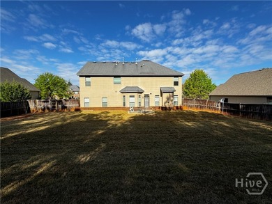 Discover Elegance & Space at 1938 Orchard Drive Welcome to this - photo 7