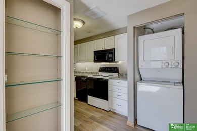 Ryan Renner, M: , ryan.renner,   - A VERY RARE 3 bedroom, 2