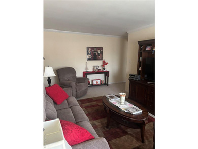 Come and see this Charming One Bedroom Apartment, that features - photo 3
