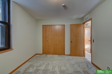 Ryan Renner, M: , ryan.renner,   - A VERY RARE 3 bedroom, 2