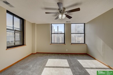 Ryan Renner, M: , ryan.renner,   - A VERY RARE 3 bedroom, 2