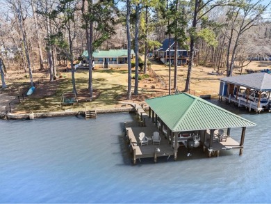 Lake Home For Sale in Eatonton, Georgia
