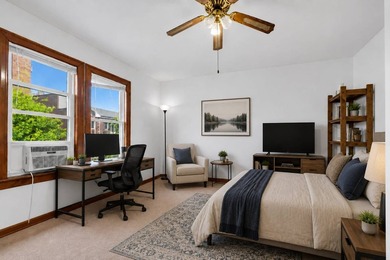 Rare offering on prestigious Ridge Boulevard. This corner - photo 7