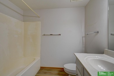 Ryan Renner, M: , ryan.renner,   - A VERY RARE 3 bedroom, 2