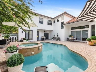 Welcome to this stunning courtyard home with 1/1 separate guest - photo 7
