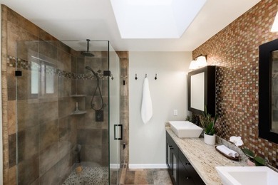 Absolutely spectacular Craftsman-style home on a quiet lane in - photo 10