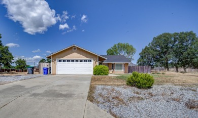 (private lake, pond, coastal) Home For Sale in Cottonwood California