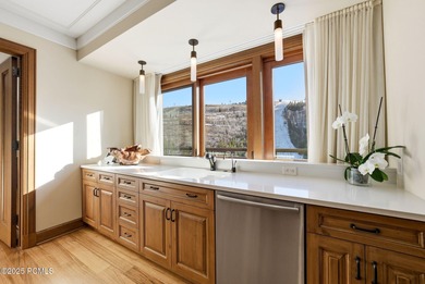 Residence 902 at the St. Regis Deer Valley is a rare nearly 5 - photo 16