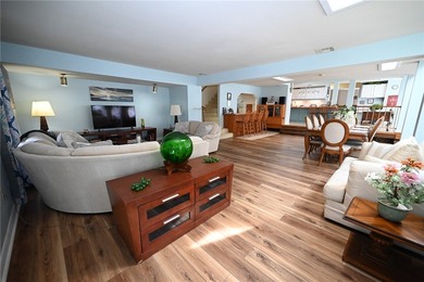Absolutely one-of-a-kind, fantastically renovated retreat on 13 - photo 21