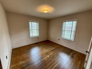 Charming 3-bedroom, 1-bath brick ranch located in the heart of - photo 21