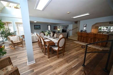 Absolutely one-of-a-kind, fantastically renovated retreat on 13 - photo 23