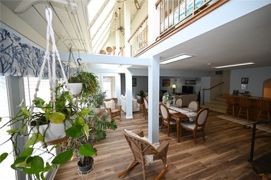 Absolutely one-of-a-kind, fantastically renovated retreat on 13 - photo 24