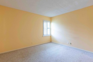 Spectacular 3 bedroom, 2 bath second floor condo WITH DETACHED - photo 24