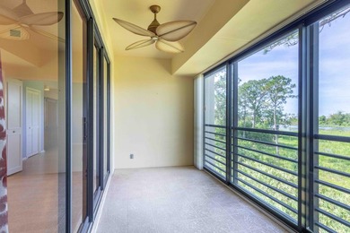 Spectacular 3 bedroom, 2 bath second floor condo WITH DETACHED - photo 25