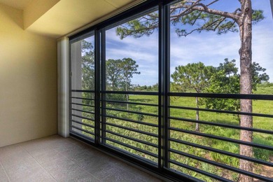 Spectacular 3 bedroom, 2 bath second floor condo WITH DETACHED - photo 26