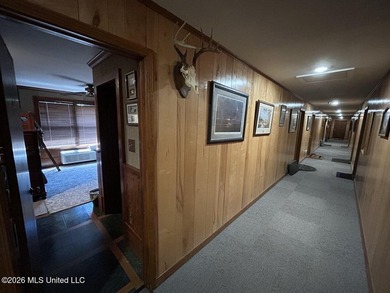 Welcome to Becks Bay Hunting Club, an exceptional opportunity to - photo 27