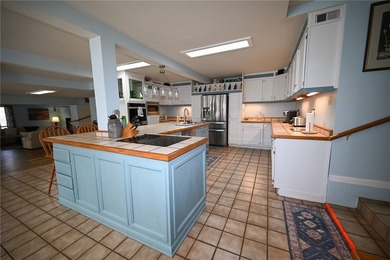 Absolutely one-of-a-kind, fantastically renovated retreat on 13 - photo 29