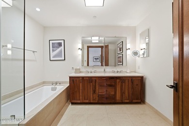 Residence 902 at the St. Regis Deer Valley is a rare nearly 5 - photo 31