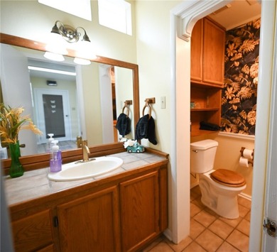 Absolutely one-of-a-kind, fantastically renovated retreat on 13 - photo 33