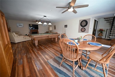 Absolutely one-of-a-kind, fantastically renovated retreat on 13 - photo 34
