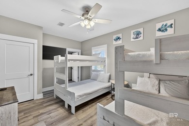 Welcome to East Eleven Cottages, centrally located in the heart - photo 41
