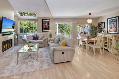 Located just 10 minutes from the iconic Laguna Beach, this - photo 2