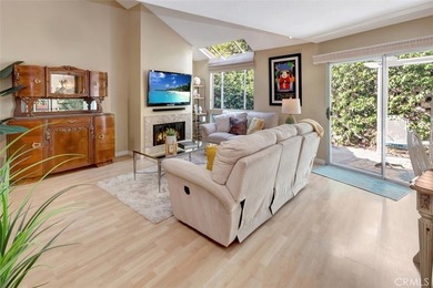 Located just 10 minutes from the iconic Laguna Beach, this - photo 3