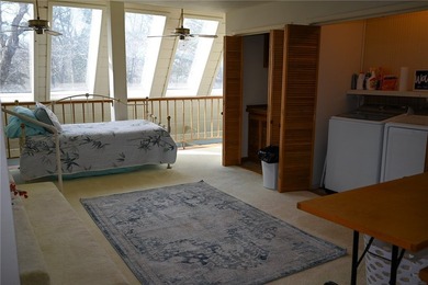 Absolutely one-of-a-kind, fantastically renovated retreat on 13 - photo 49