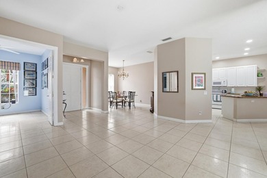 Come see this beautiful Windsor model in the popular Riverwalk - photo 4