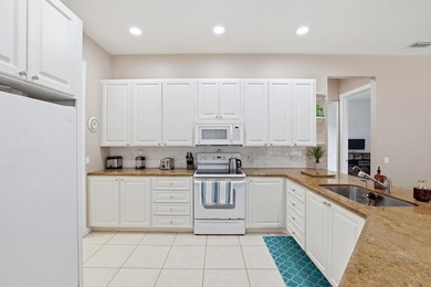 Come see this beautiful Windsor model in the popular Riverwalk - photo 9