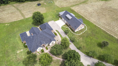 Here's your chance to own a piece of this idyllic lifestyle! - Lake Home For Sale in Yantis, Texas