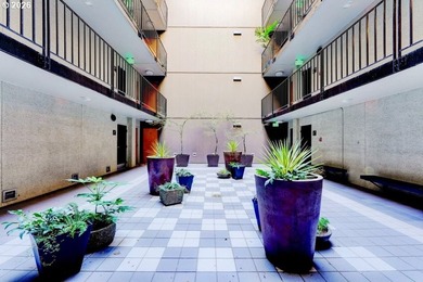 Welcome to the Four Seasons: named for its beautiful and unique