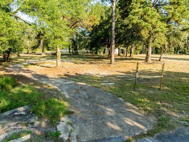 Exceptional opportunity to develop a 6 acre waterfront - photo 17