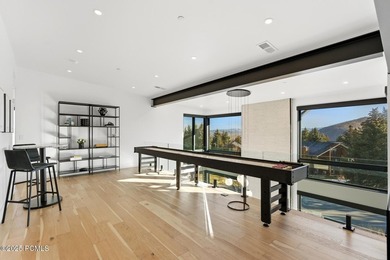 This six-bedroom residence features an open, thoughtfully - photo 22