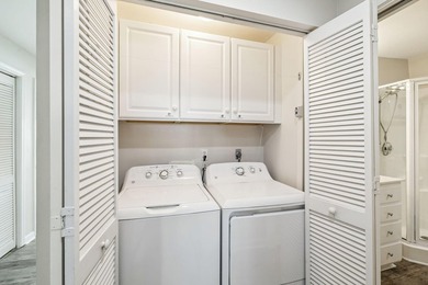 Experience Gulf-front luxury with this stunning 3BR/3BA condo in - photo 32